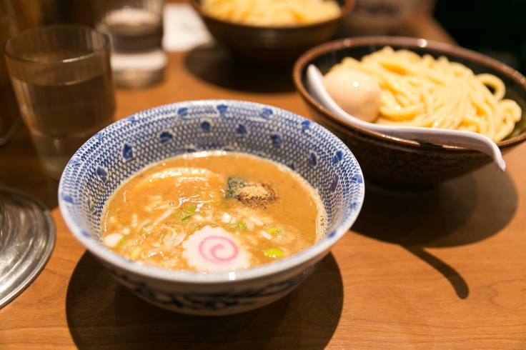 Tsukemen_at_a_Tokyo_restaurant
